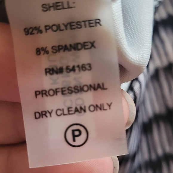 Dress - Picture 5 of 9